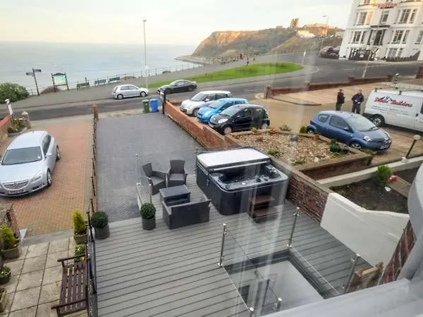 Semesterbostad Queen'S Cliff Villa Scarborough